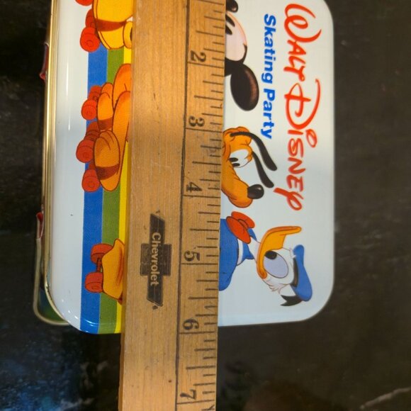 Walt Disney "Skating Party" Lunch Tin Box Double Handle - RARE Vintage - Collect - Picture 9 of 11